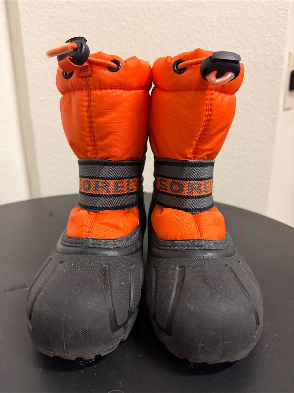 Sorel Kids Orange and Black Winter Snow Boots size 12